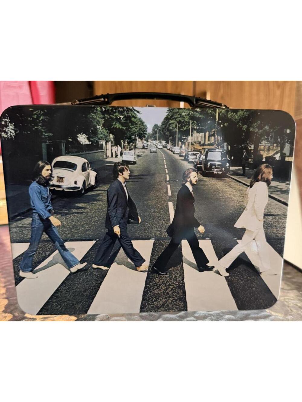 The Beatles Abbey Road Metal Lunchbox - Picture 3 of 5
